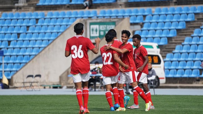 Timnas Indonesia U-19 raih kemenangan ketiga di Korsel hingga reaksi Casillas yang sebut Benzema Tuhan usai hattrick ke gawang Chelsea jadi berita terpopuler.