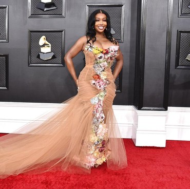 Lirik Lagu Nobody Gets Me - SZA