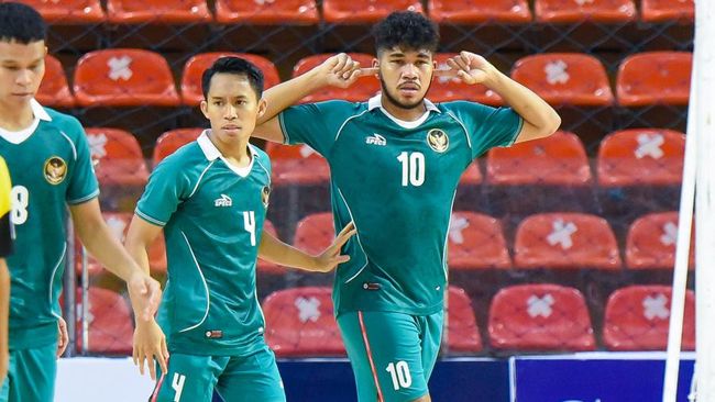 Peluang Indonesia untuk meraih medali emas SEA Games 2021 (2022) dari futsal hilang dari genggaman usai Vietnam menang 4-0 atas Myanmar, Rabu (18/5).