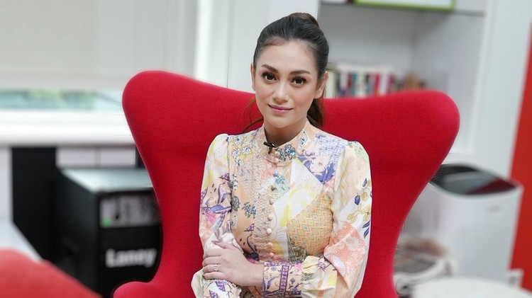Interview April