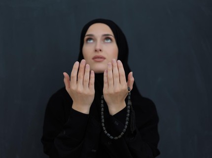 Sholawat Ibrahimiyah: Ajari Anak untuk Menghormati Nabi Ibrahim AS, Bun