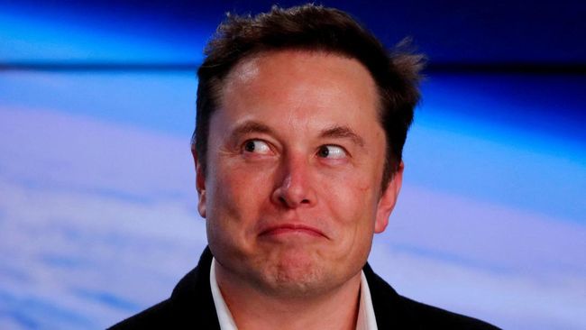 CEO Twitter Parag Agrwal mengingatkan kepada karyawannya keputusan berbeda akan dibuat setelah perusahaan diambil alih Elon Musk.