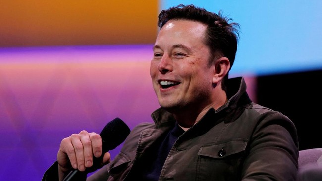 Komisi Sekuritas dan Bursa Amerika Serikat tidak tinggal diam melihat aksi Elon Musk yang menunda pengumuman pembelian saham Twitter dari waktu yang seharusnya.