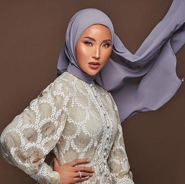 7 Foto Fitria Yusuf, Anak Jusuf Hamka Jadi Mualaf Ikuti Jejak Sang Ayah