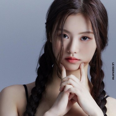 Kim Garam Resmi Keluar dari LE SERRAFIM, Fans Senang dan Lega