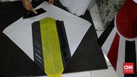 FOTO: Cuan Layangan Tarung Klasik yang Tak Lekang Oleh Waktu