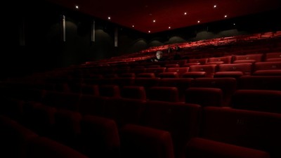 Bioskop Cineworld Ajukan Permohonan Pailit Akibat Utang Rp71 T