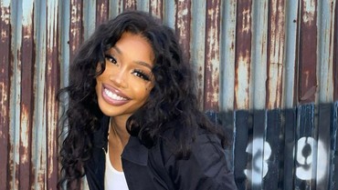 Lirik Lagu The Weekend - SZA
