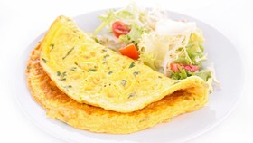 Resep Praktis Sahur: Dadar Gurih Tanpa Minyak Goreng
