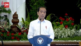 VIDEO: Jokowi: Gak Mungkin Kita Tak Naikan Harga BBM