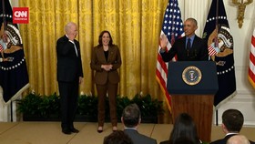 VIDEO: Obama Balik Lagi ke Gedung Putih, Guyon Sebut Biden Wapres