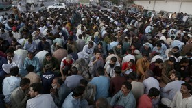 FOTO: Gelaran 'Bukber' Perdana di Pakistan Usai 2 Tahun Pandemi