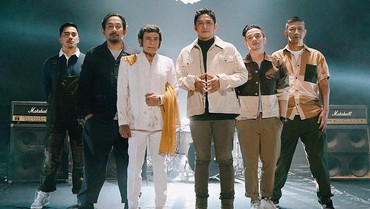 img-title Lirik Lagu Andai Ku Tahu/Laa Illaha Illallah - Ungu feat. Rhoma Irama