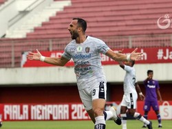 Penalti Spasojevic Bawa Bali United Unggul 2-0 di Menit 56 Atas PSM Makassar