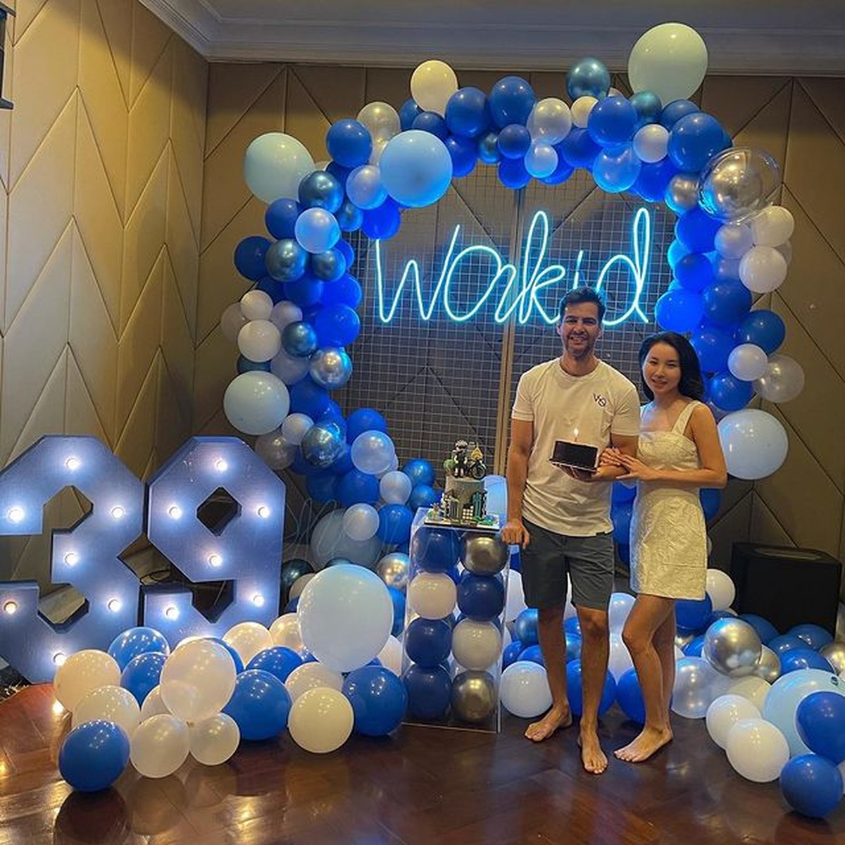 Fitria Yusuf dan Suami