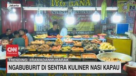 VIDEO: Ngabuburit di Sentra Kuliner Nasi Kapau