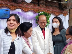 Cinta Pada Pandangan Pertama, Kakek 81 Tahun di Toraja Nikahi Nenek Usia 63