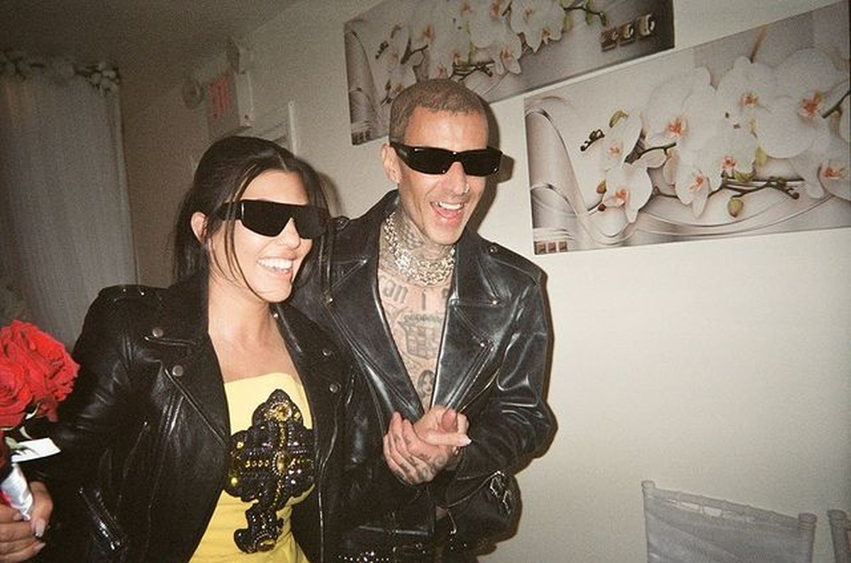 Foto pernikahan Kourtney Kardashian dan Travis Barker