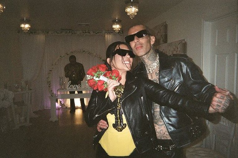 Kourtney Kardashian dan Travis Barker Foto pernikahan Kourtney Kardashian dan Travis Barker