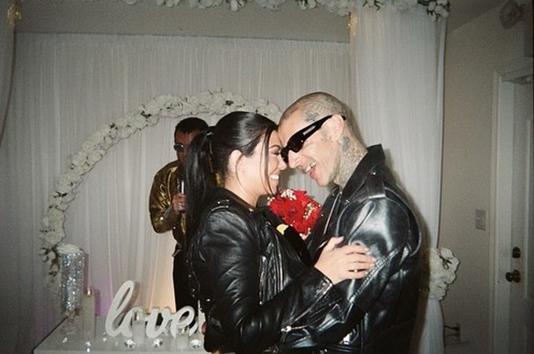 Kourtney Kardashian dan Travis Barker Foto pernikahan Kourtney Kardashian dan Travis Barker