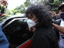 Kelakar Marshel Widianto Saat Ditanya Ibunda soal Komedian Berinsial M