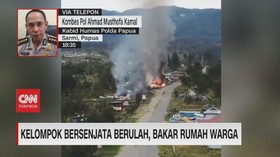 VIDEO: Kelompok Bersenjata Berulah, Bakar Rumah Warga