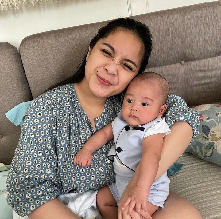 Mulai dari Lesti Kejora hingga Dinda Hauw, deretan artis cantik berikut ini menjalani bulan suci Ramadan menjadi ibu menyusui. Simak potretnya yuk Bunda.