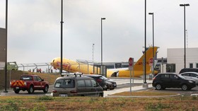 Pesawat Boeing 757 Tergelincir di Kosta Rika Sampai Terbelah Dua