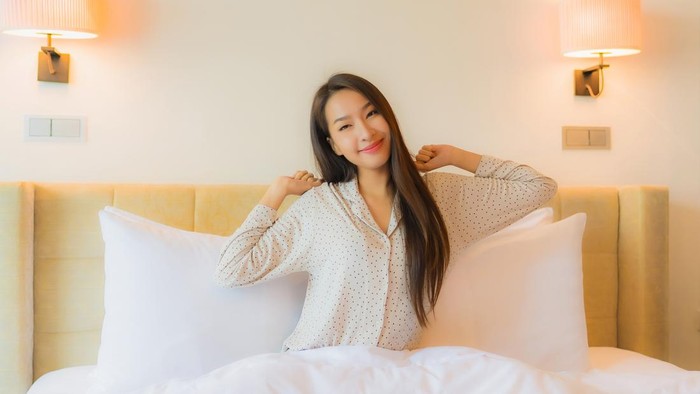 Nggak Lagi Risau Soal Insomnia, Ternyata Ini Cara Meningkatkan Kualitas Tidur Bagi Perempuan Usia 40-an!