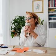 4 Cara Mengelola Finansial Dalam Membeli Skincare Agar Tak Boncos, Yuk Terapkan!