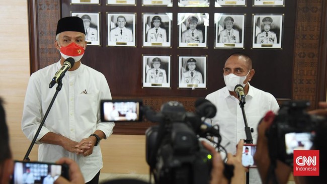 Ada 9 penjabat gubernur yang dilantik Mendagri untuk mengisi kekosongan jabatan setelah menggantikan para  gubernur yang habis masa jabatannya hari ini.
