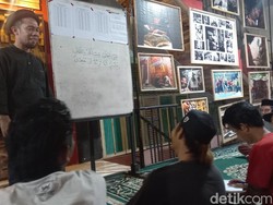 Pondok Tasawuf Underground Ajari Wirausaha, Angkat Pendidikan Anak Jalanan