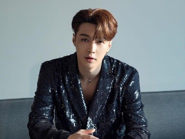Profil Lay EXO yang Akan Gelar Fan Meeting Gratis di Jakarta