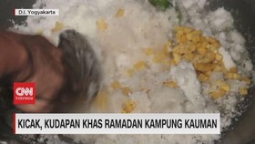 VIDEO: Kicak, Kudapan Khas Ramadan Kampung Kauman