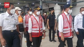 VIDEO: KAI Diminta Siapkan Gerbong Gratis Untuk Angkut Motor Pemudik