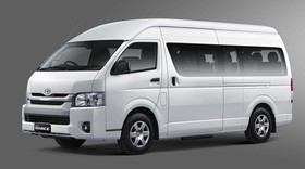 Toyota Hiace dan Dyna Euro 4 Diluncurkan di RI