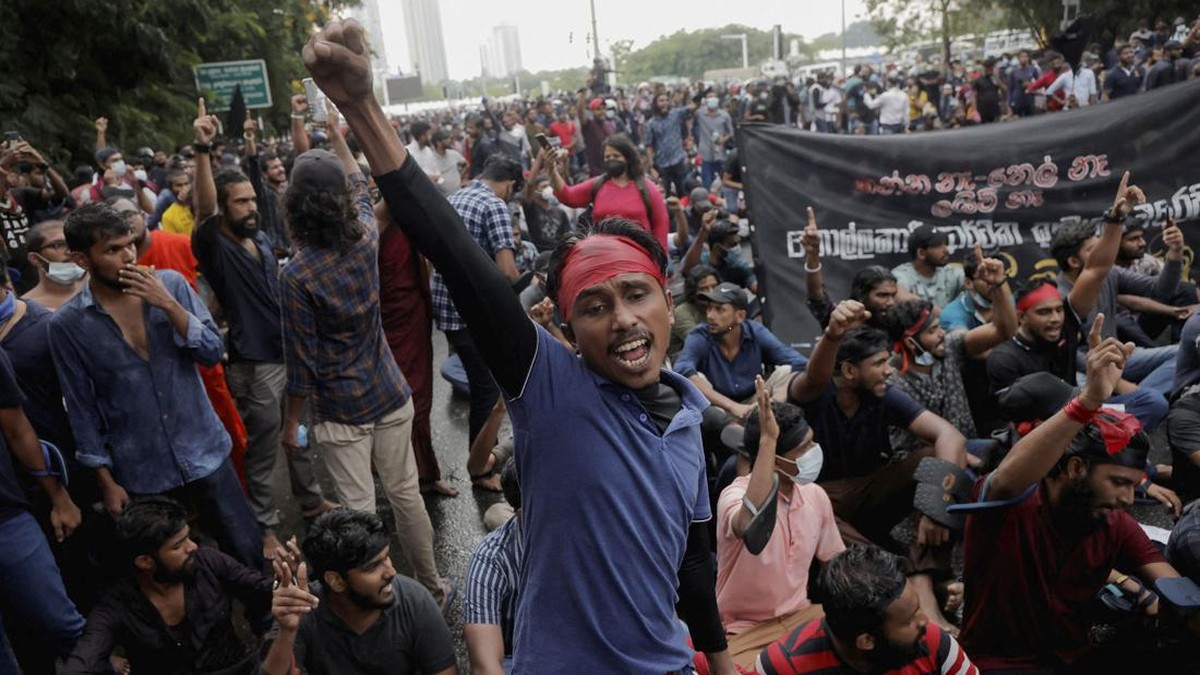 FOTO: Aksi Tuntut Presiden Sri Lanka Mundur Makin Panas