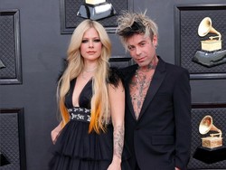 Avril Lavigne dan Mod Sun Putus, Tyga Disebut Orang Ketiga
