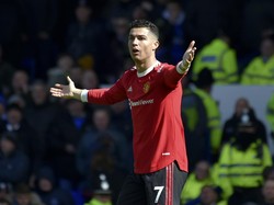 Anak yang Dipukul Ronaldo Tolak Undangan ke Old Trafford