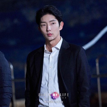 Tayang Perdana, Drama Korea 'Again My Life' Cetak Rating Menjanjikan