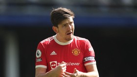 Tingkah Aneh Maguire: Protes Angkat Tangan Saat Matic Handball