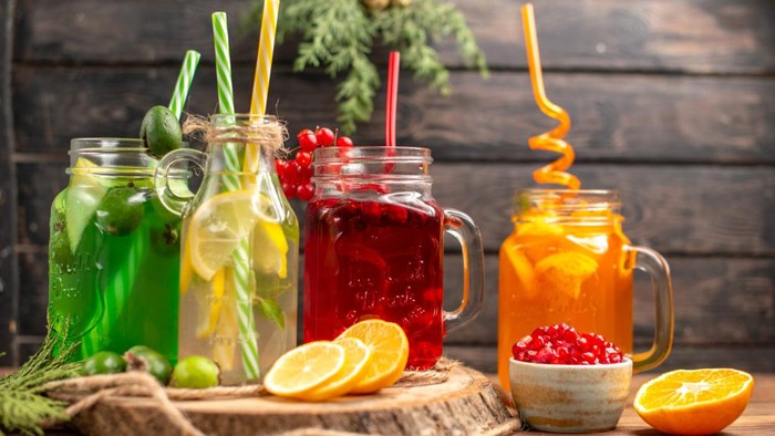 Waspada, 7 Minuman Ini Wajib Dihindari Ketika Memasuki Usia 40-an! Apa Saja? Waspada, 7 Minuman Ini Wajib Dihindari Ketika Memasuki Usia 40-an! Apa Saja?