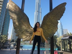 Dubai di Mata Kartika, Pramugari Cantik Emirates dari Indonesia