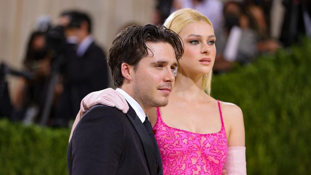 Istri Brooklyn, Nicola Peltz Dituding Sejak Lama Incar Popularitas