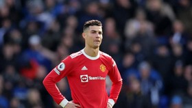 img-title Pesan Menyentuh Alisson untuk Cristiano Ronaldo
