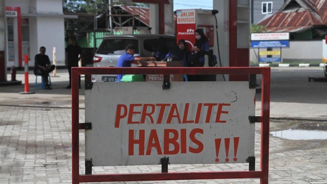 Berdasarkan regulasi Euro 4, BBM mesin bensin minimal RON 91 tetapi Pertalite saat ini RON 90.