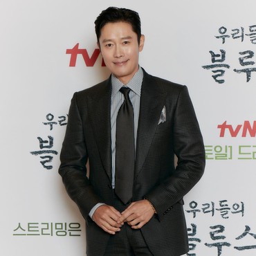 Lee Byung Hun Bakal Comeback Jadi Mata-mata di Drama Baru