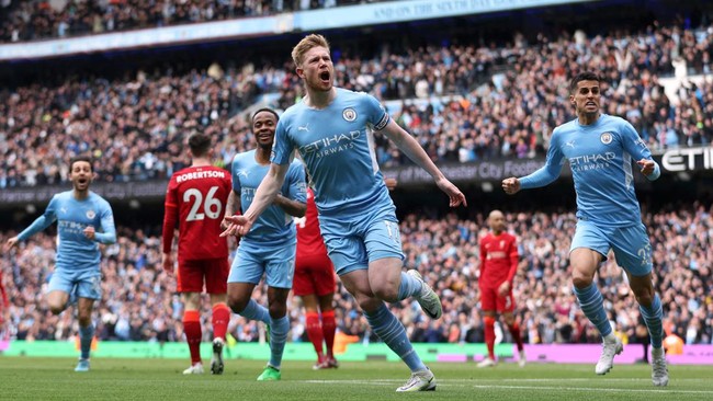 Mantan vokalis band Oasis, Liam Gallagher, menyebut Manchester City seharusnya bisa menang 10-2 atas Liverpool pada lanjutan Liga Inggris.