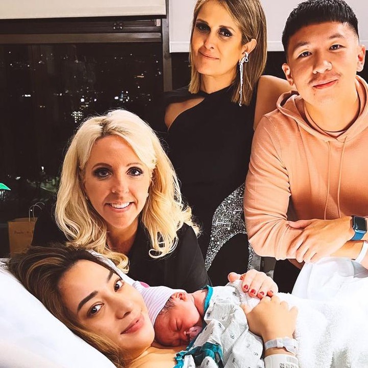 <p>Proses kelahiran anak pertama Nikita ini ditangani dokter kenamaan, Dr. Thais Aliabadi. Dokter ini pernah menangani beberapa artis Hollywood, seperti Kylie Jenner dan Chrissy Teigen. (Foto: Instagram @nikitawillyofficial94)</p>