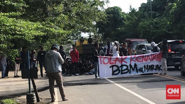Ratusan mahasiswa di Ambon akan berunjuk rasa kembali memprotes kenaikan harga BBM dan komoditas lain, termasuk menolak wacana presiden tiga periode.